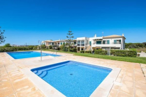 Apartment Pera - great complex, communal pool